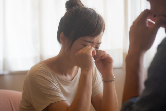 なぜ「私を好きだと言ってくれる人」を選べず、安心できない人に惹かれてしまうのか?